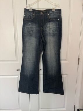 Women’s Venezia Dark Wash Blue Jeans extended length size 18